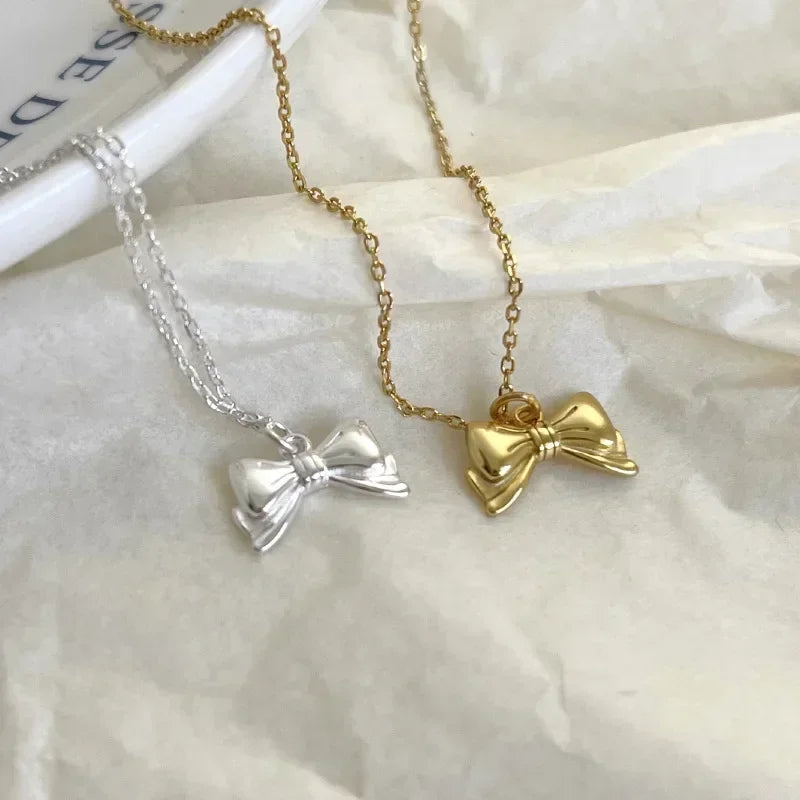 Collier Papillon Cristal – Pendentif Élégant en Zircon